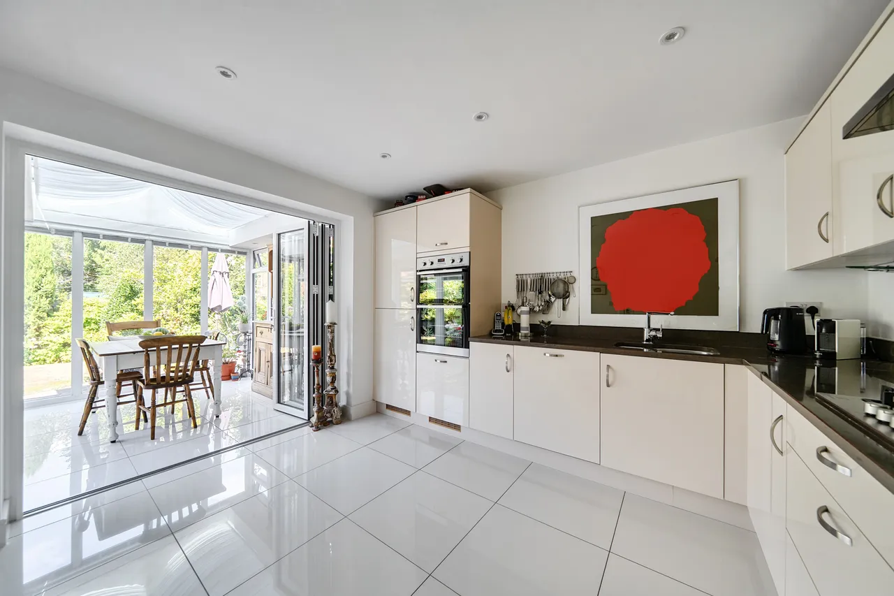 Martindales, Southwater, RH13, photo 5