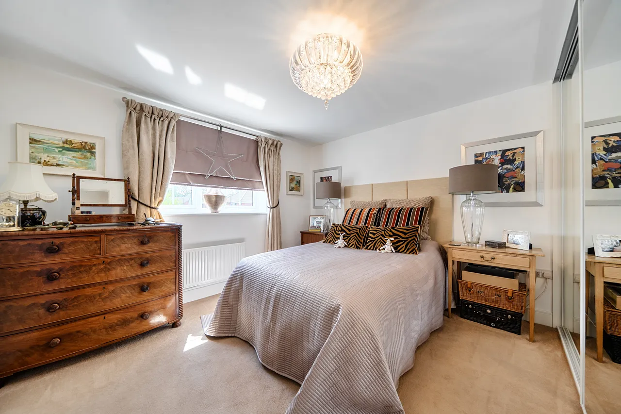 Martindales, Southwater, RH13, photo 6