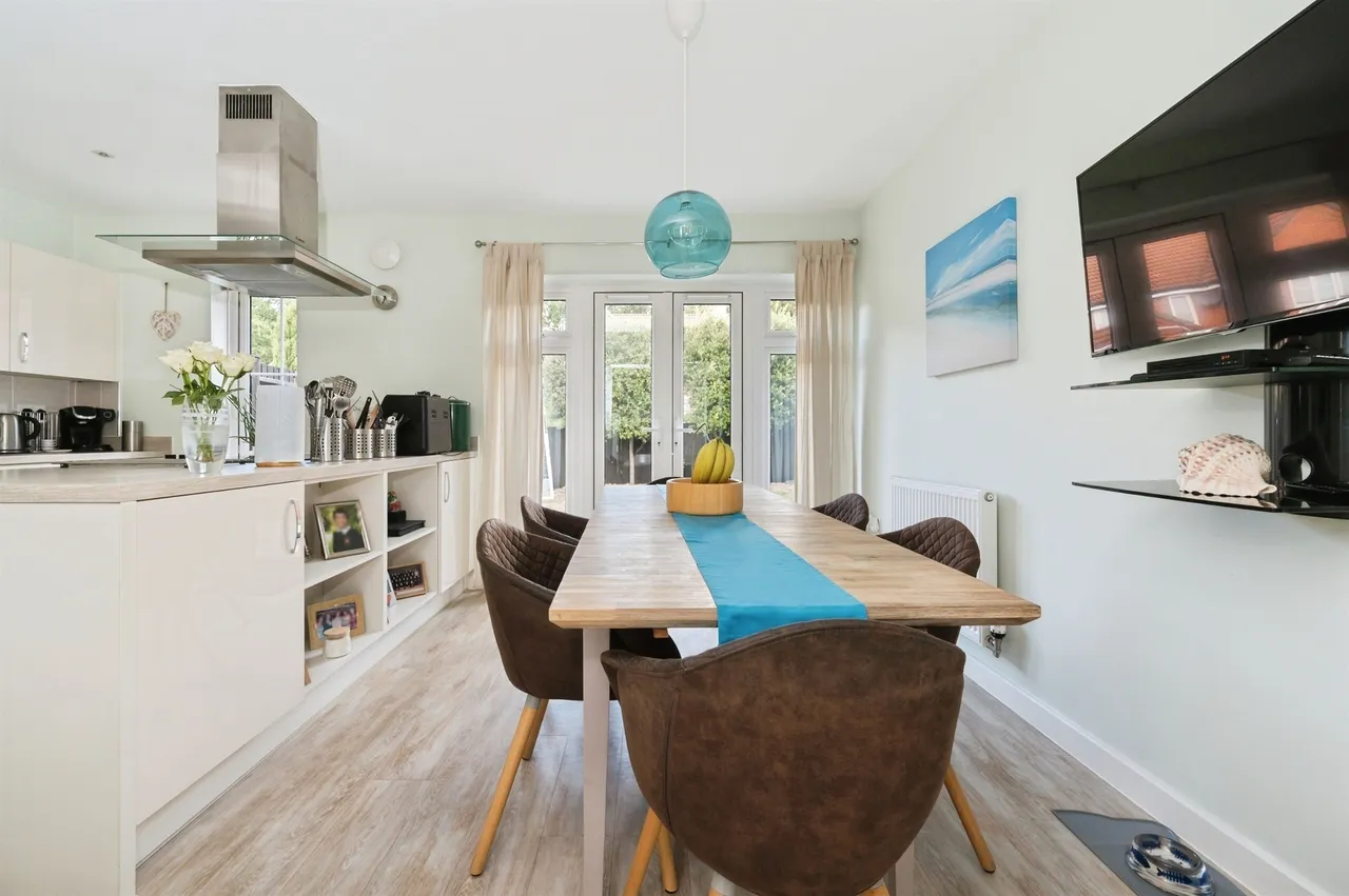 Chiltern Crescent, Fair Oak, SO50, photo 5