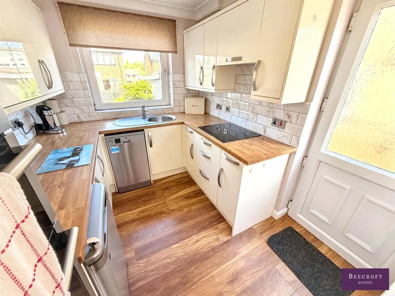 Brampton Crescent, Wombwell, photo 13