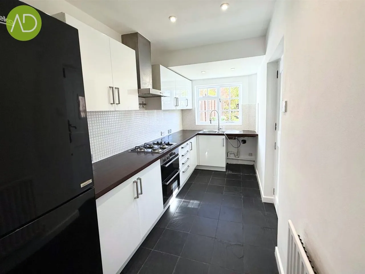 Old Highway, Hoddesdon EN11 0NS, photo 8