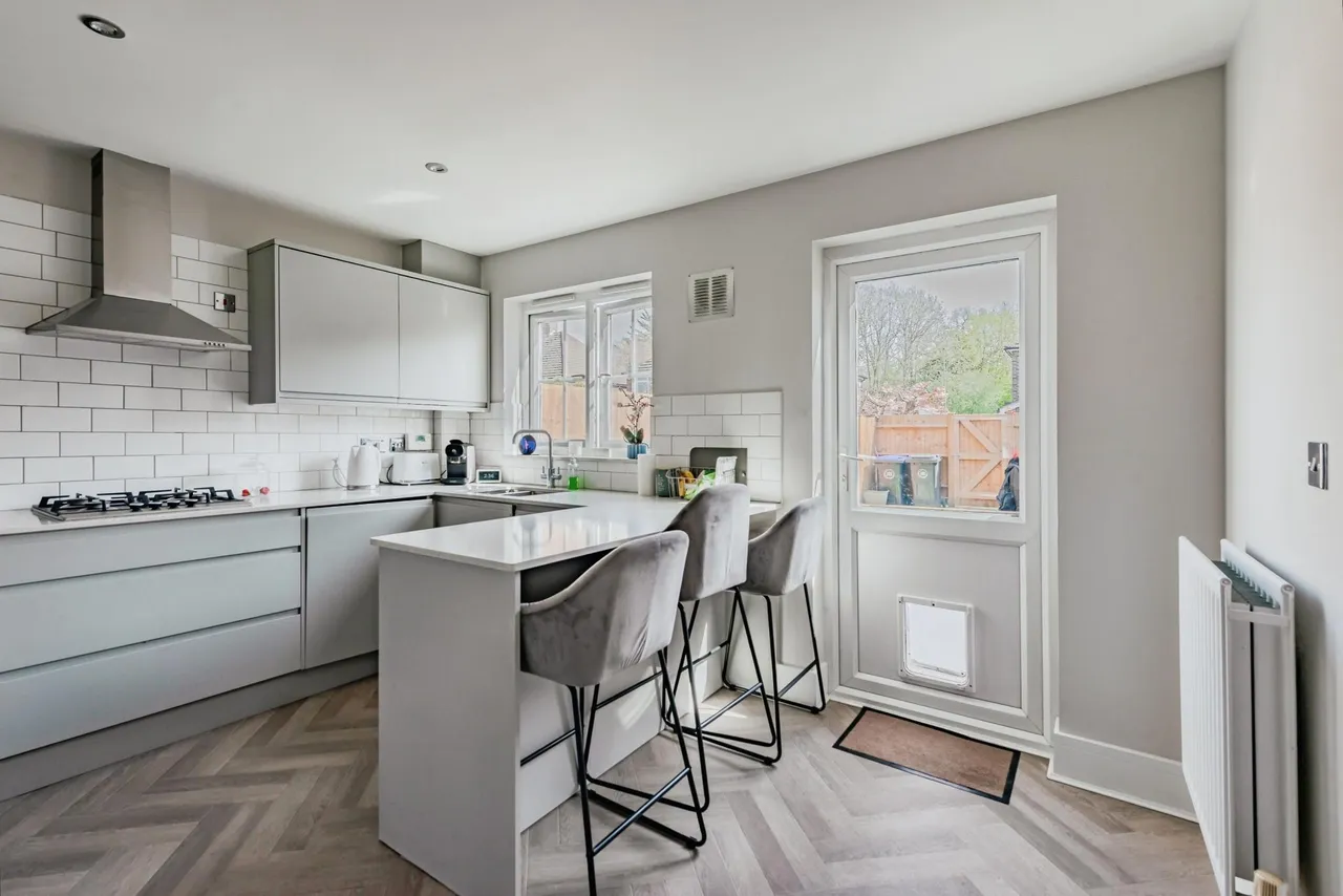 Forge Place, Horley, RH6, photo 3