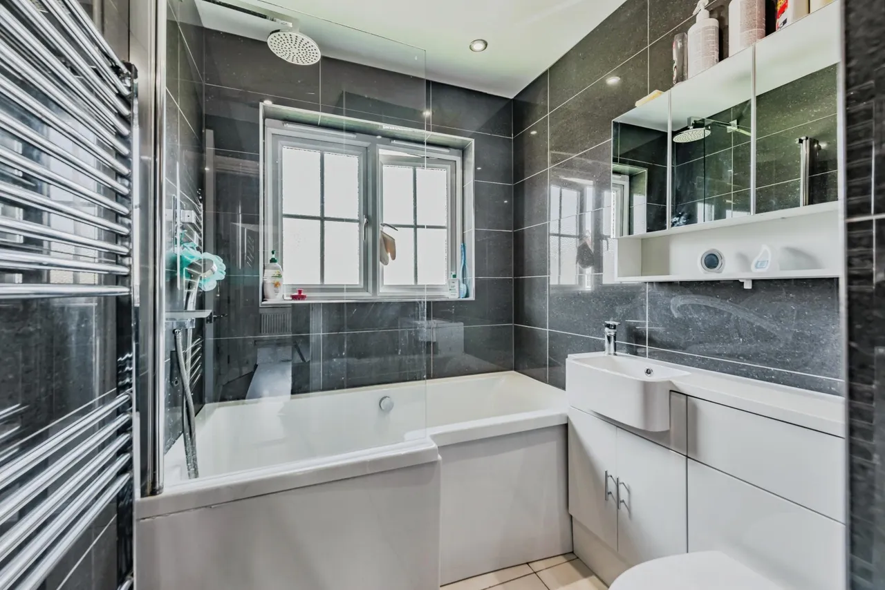 Forge Place, Horley, RH6, photo 9