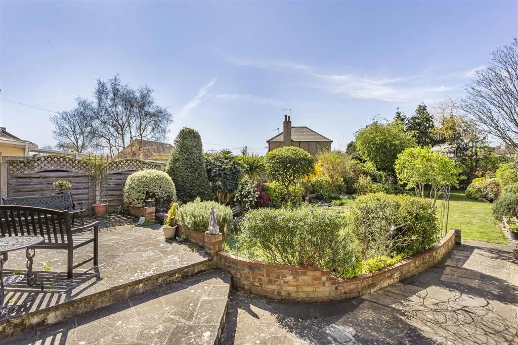 Stanwell Road, Ashford, TW15, photo 16