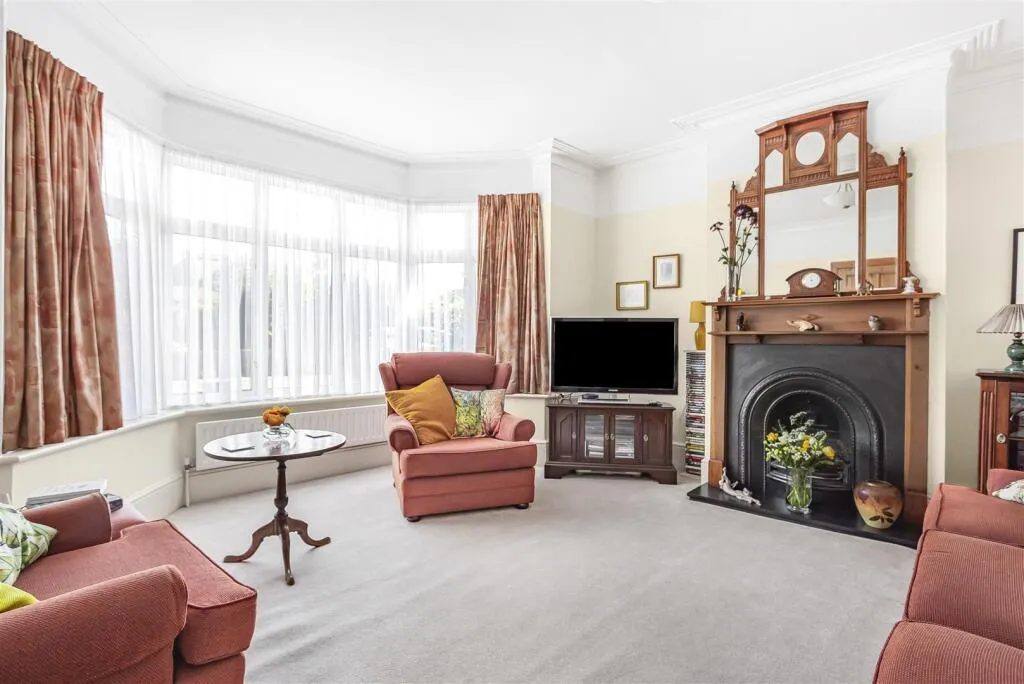 Stanwell Road, Ashford, TW15, photo 6