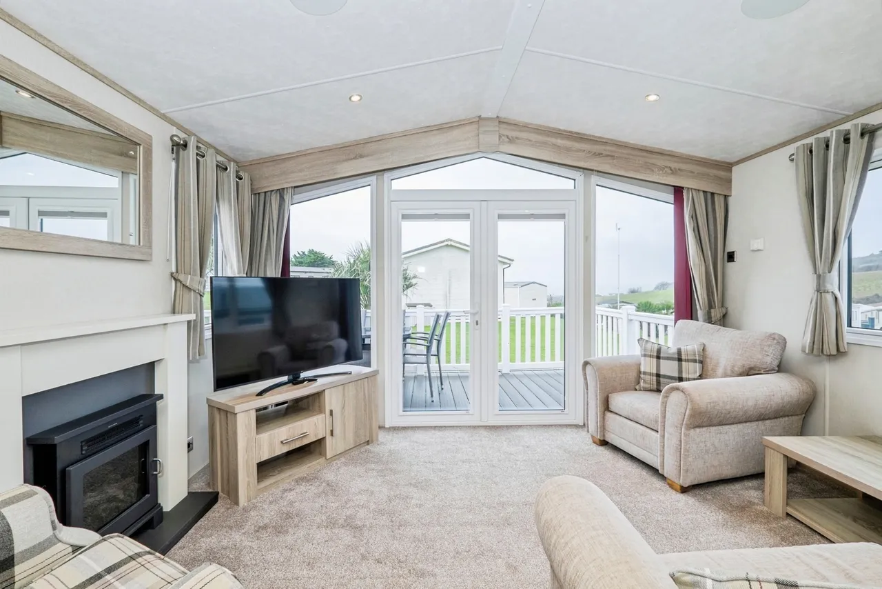 Wheal End, Praa Sands Holiday Village, TR20, photo 10