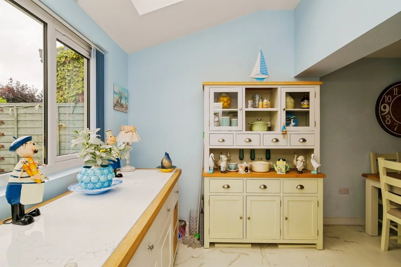 Brookside Crescent, Wirral, CH49, photo 16