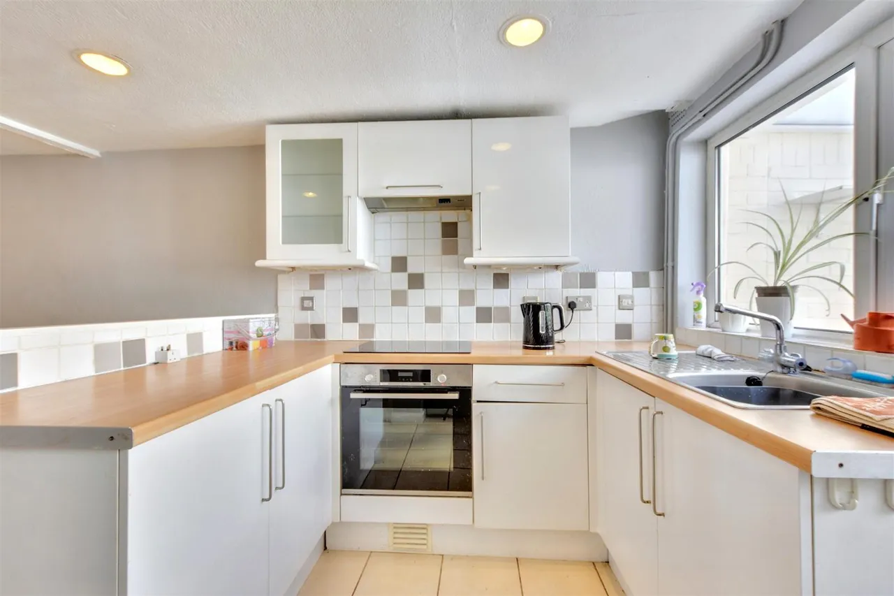 Hall Street, Nottingham, NG5, photo 2