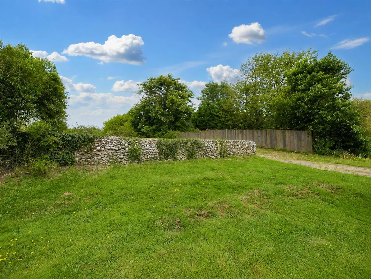 St. Austins Grove, Sheringham, NR26, photo 4