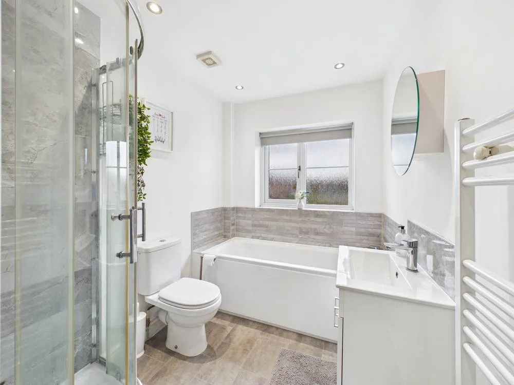 Chatsworth Road, West Mersea, CO5, photo 16