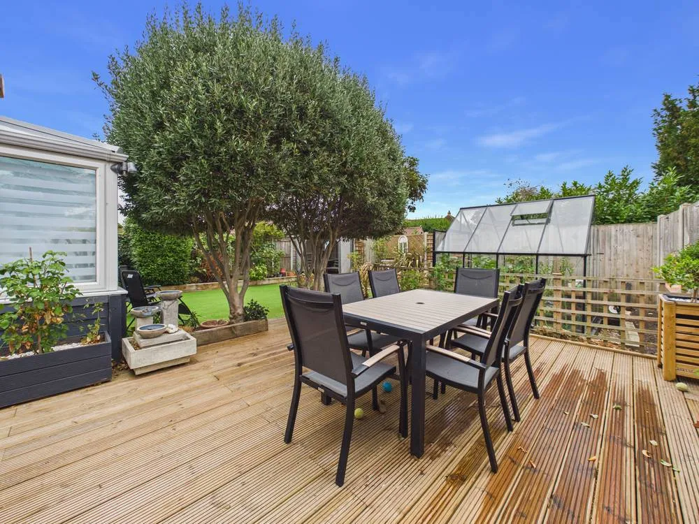 Chatsworth Road, West Mersea, CO5, photo 20