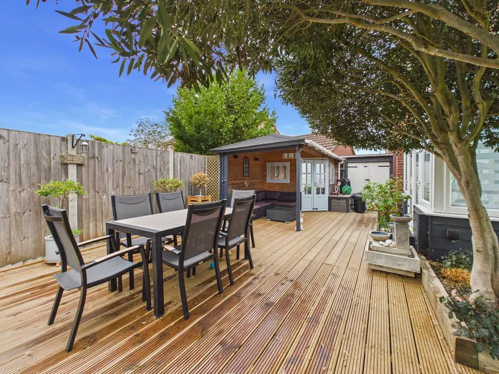 Chatsworth Road, West Mersea, CO5, photo 19