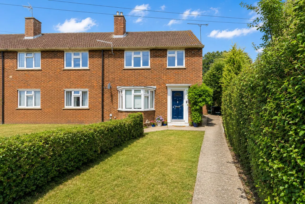 2 bed flat for sale, Tingeys Close, Redbourn, AL3