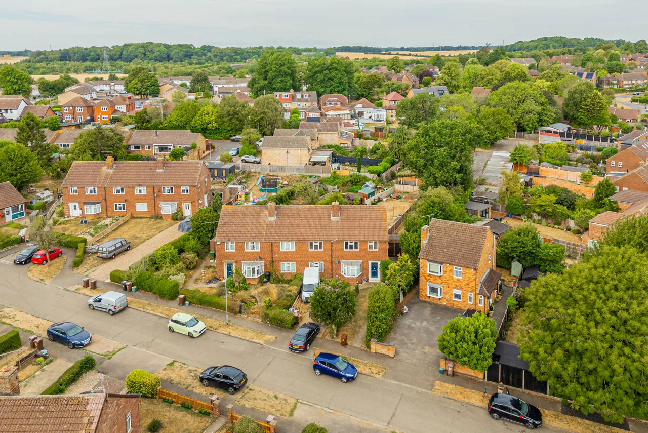 Tingeys Close, Redbourn, AL3, photo 11