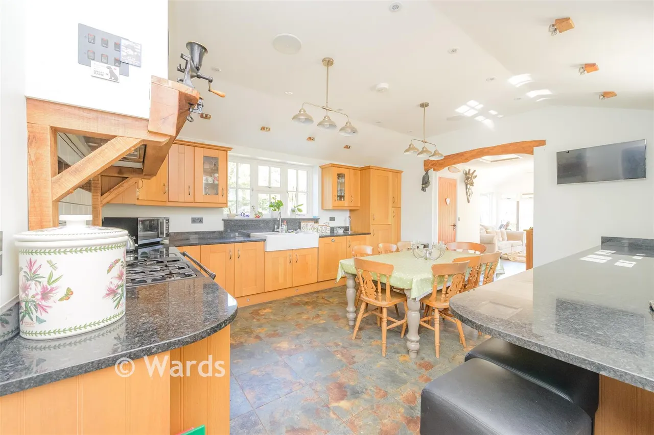 Wrotham Road, South Street, DA13, photo 4