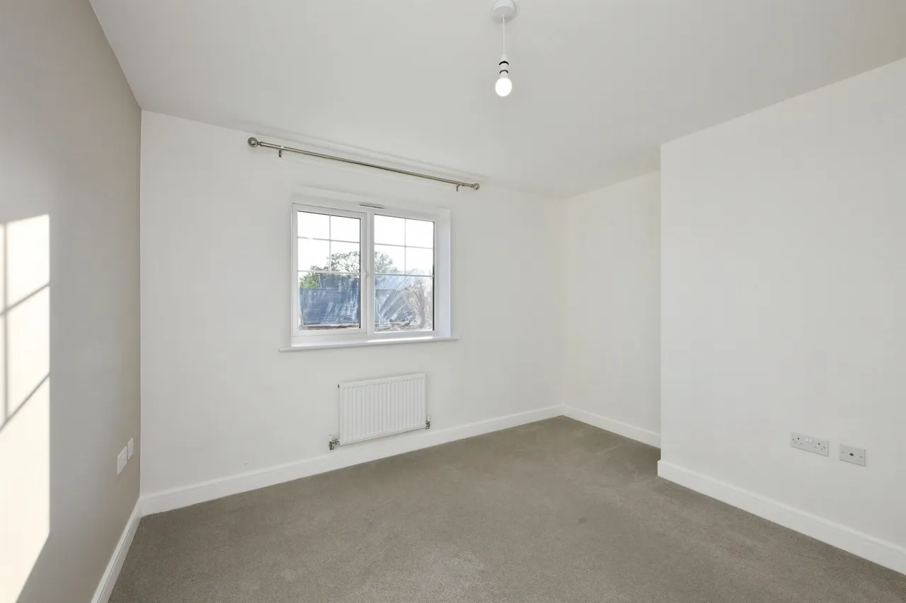 Sandpiper Road, Harlow, CM17, photo 11