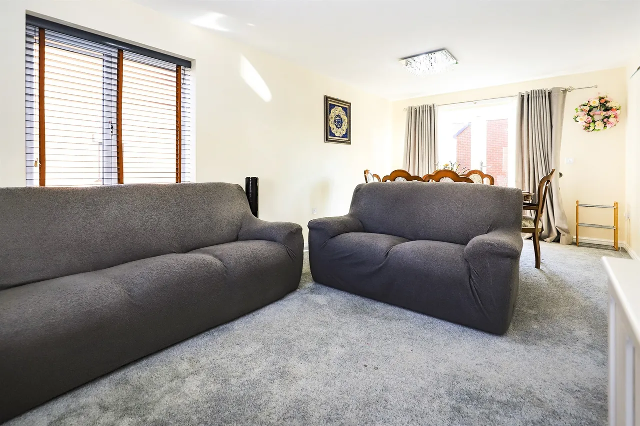 Coningsby Drive, Ettingshall, Wolverhampton, photo 6