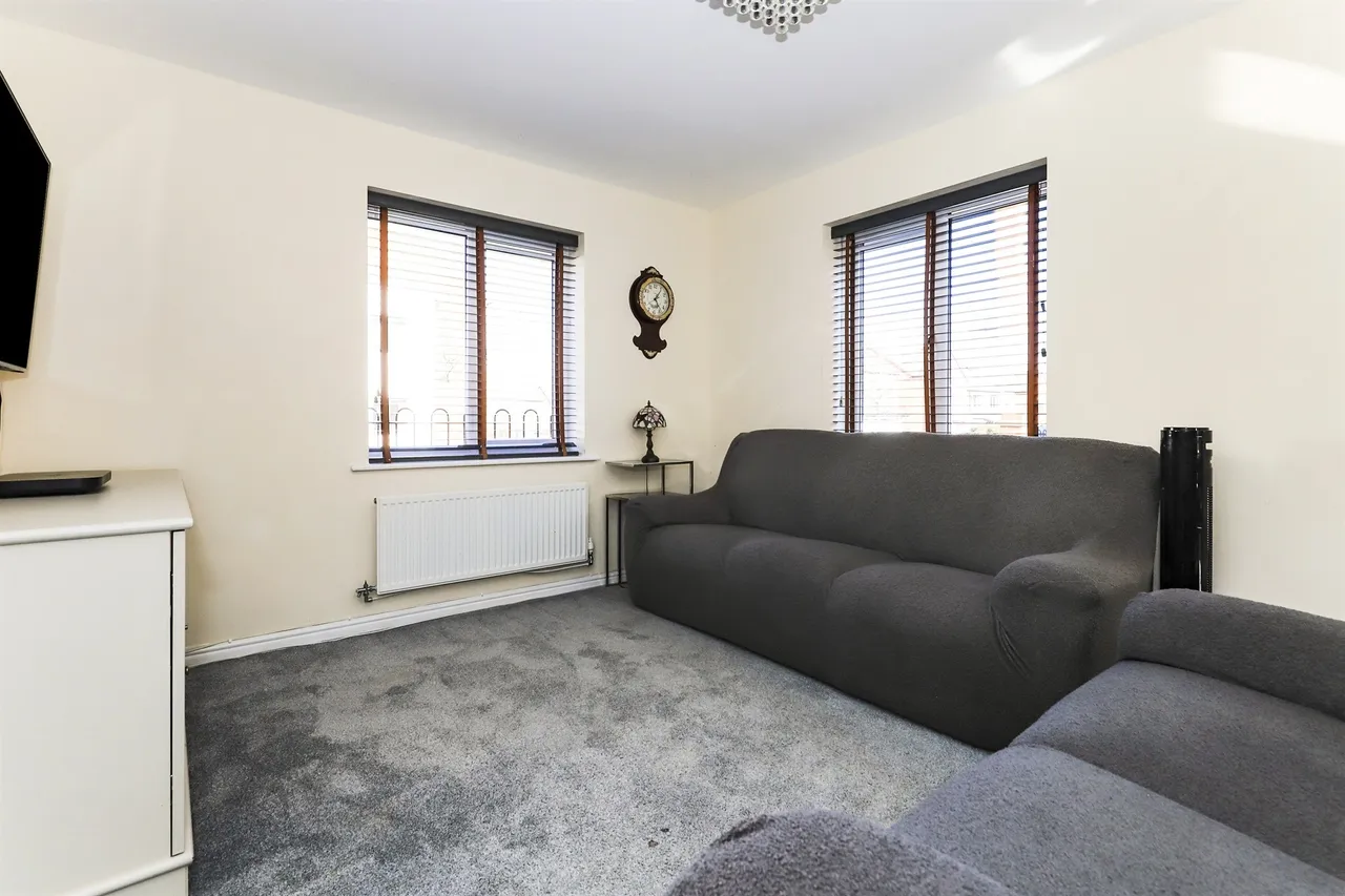 Coningsby Drive, Ettingshall, Wolverhampton, photo 5