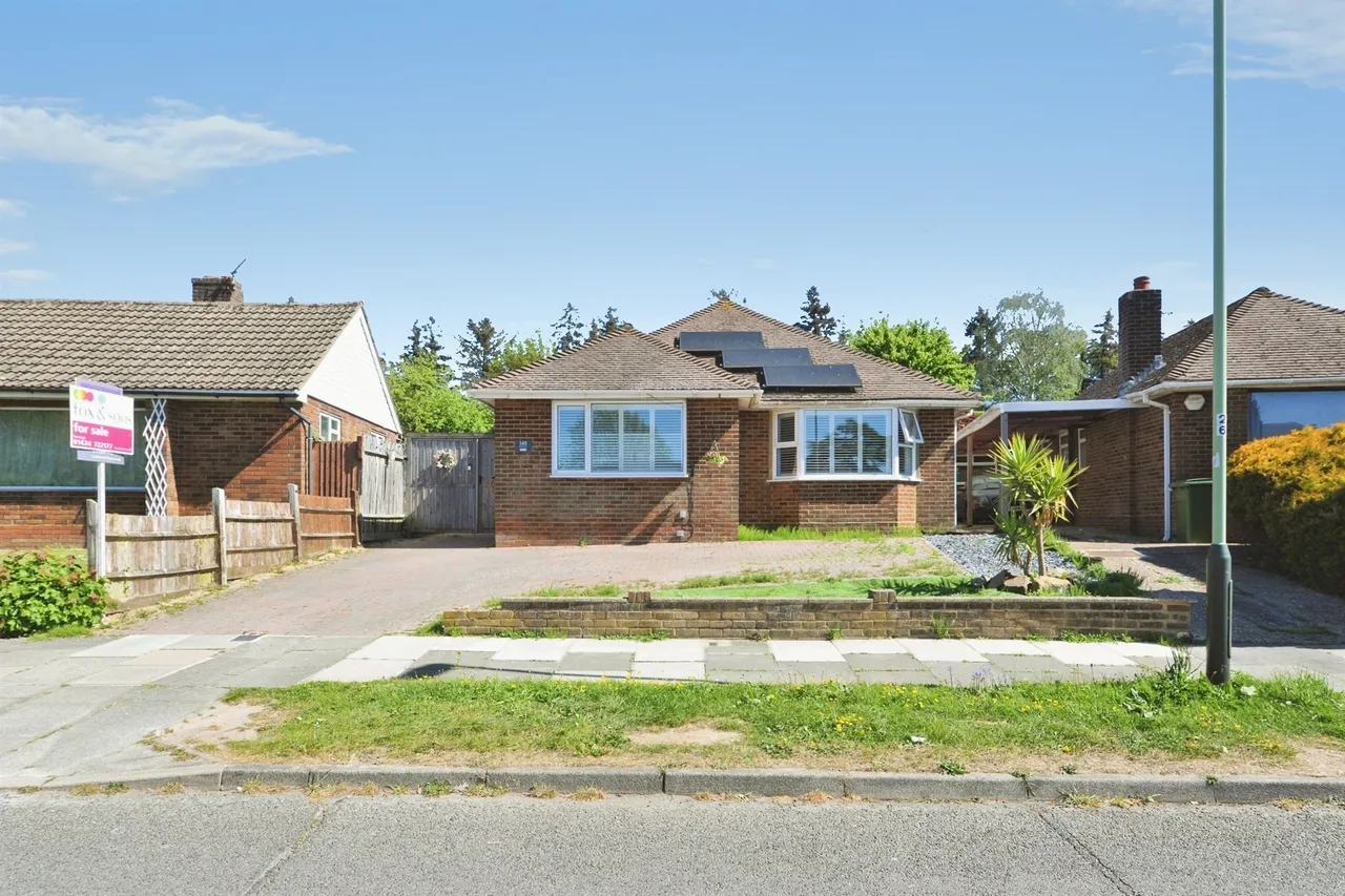 3 bed house for sale — Park View, Hastings