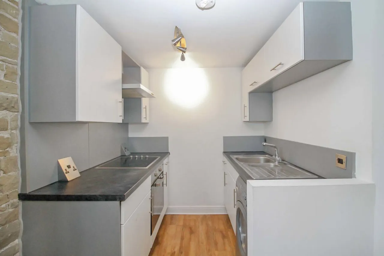 Greenock Road, Leeds, LS12, photo 2