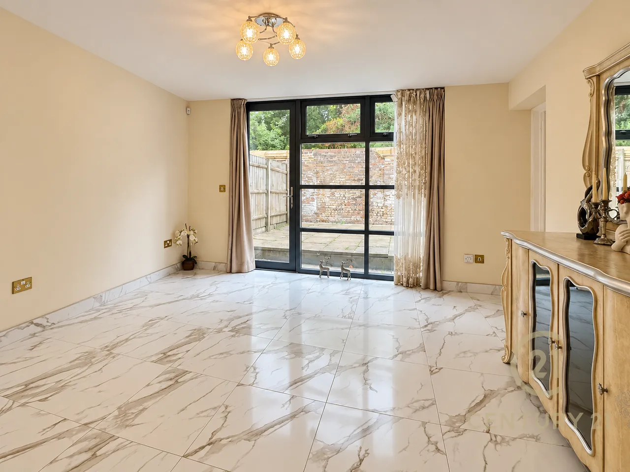 Roehampton Vale, London, SW15, photo 12