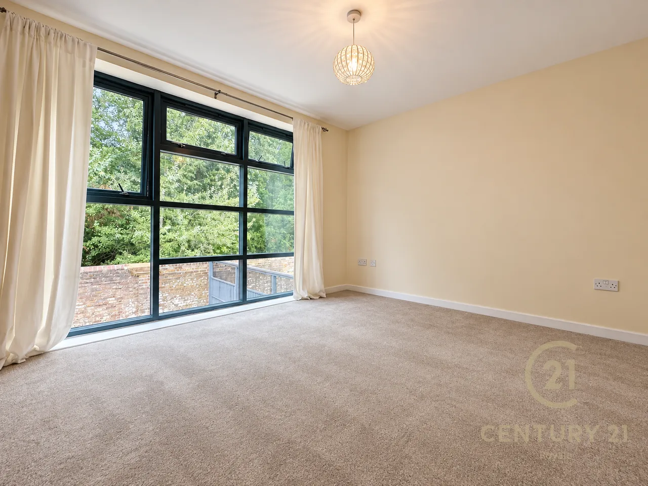 Roehampton Vale, London, SW15, photo 4