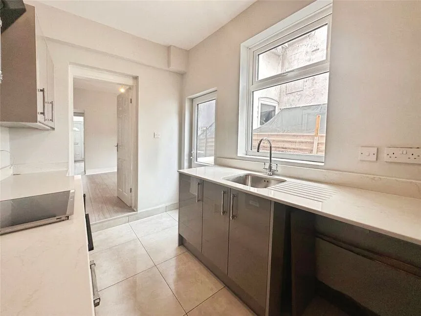 Gadsby Street, Nuneaton, Warwickshire, CV11, photo 8