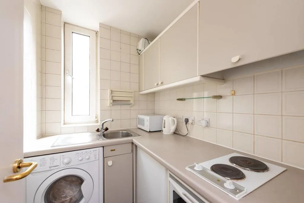 Chelsea Cloisters, Sloane Avenue, London, SW3 3DY, photo 6