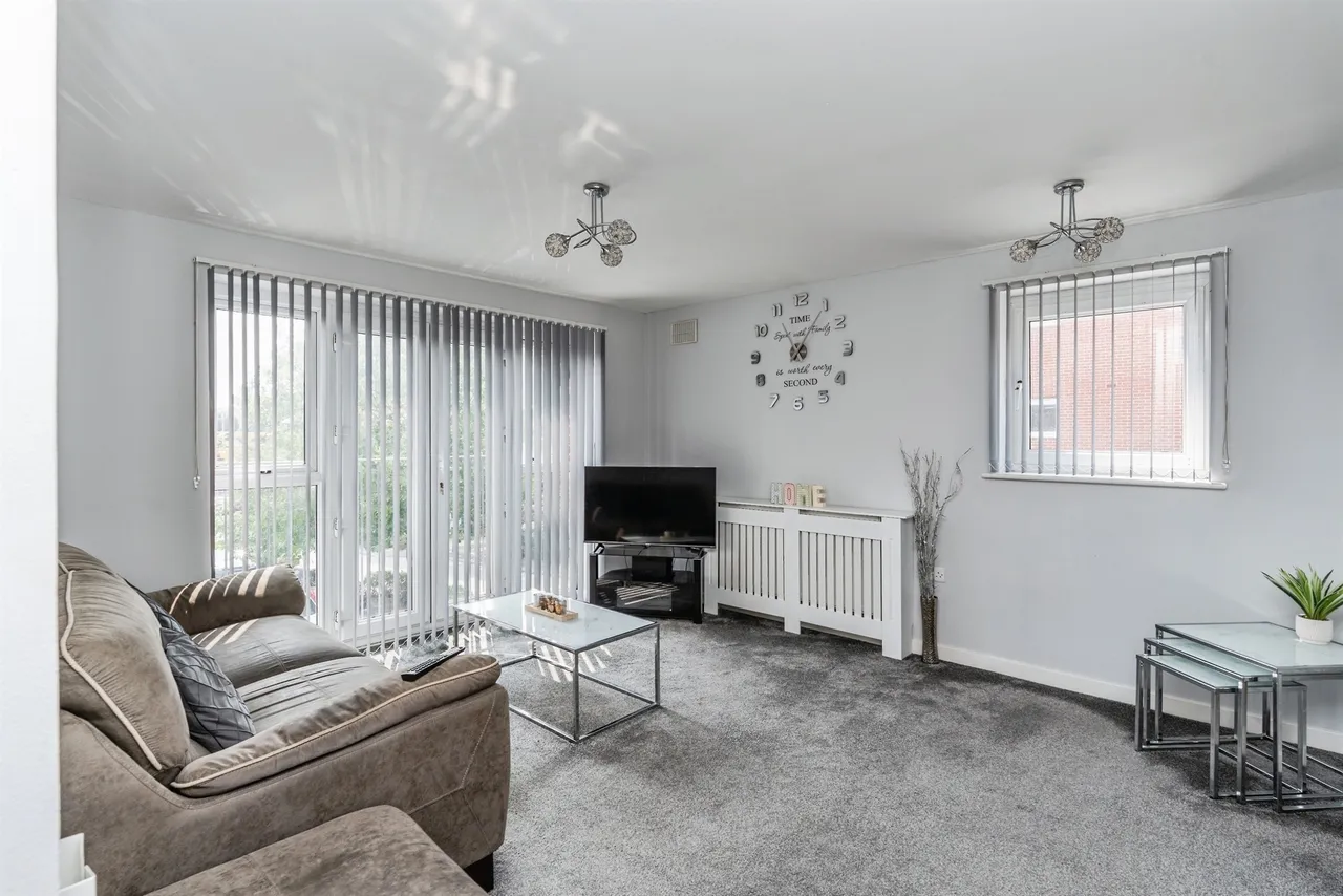 Alexander Square, Eastleigh, SO50, photo 12