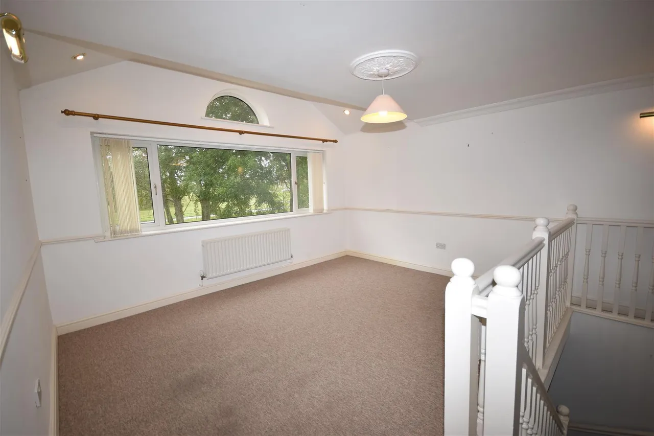Cranwell Avenue, Cranwell, NG34, photo 12