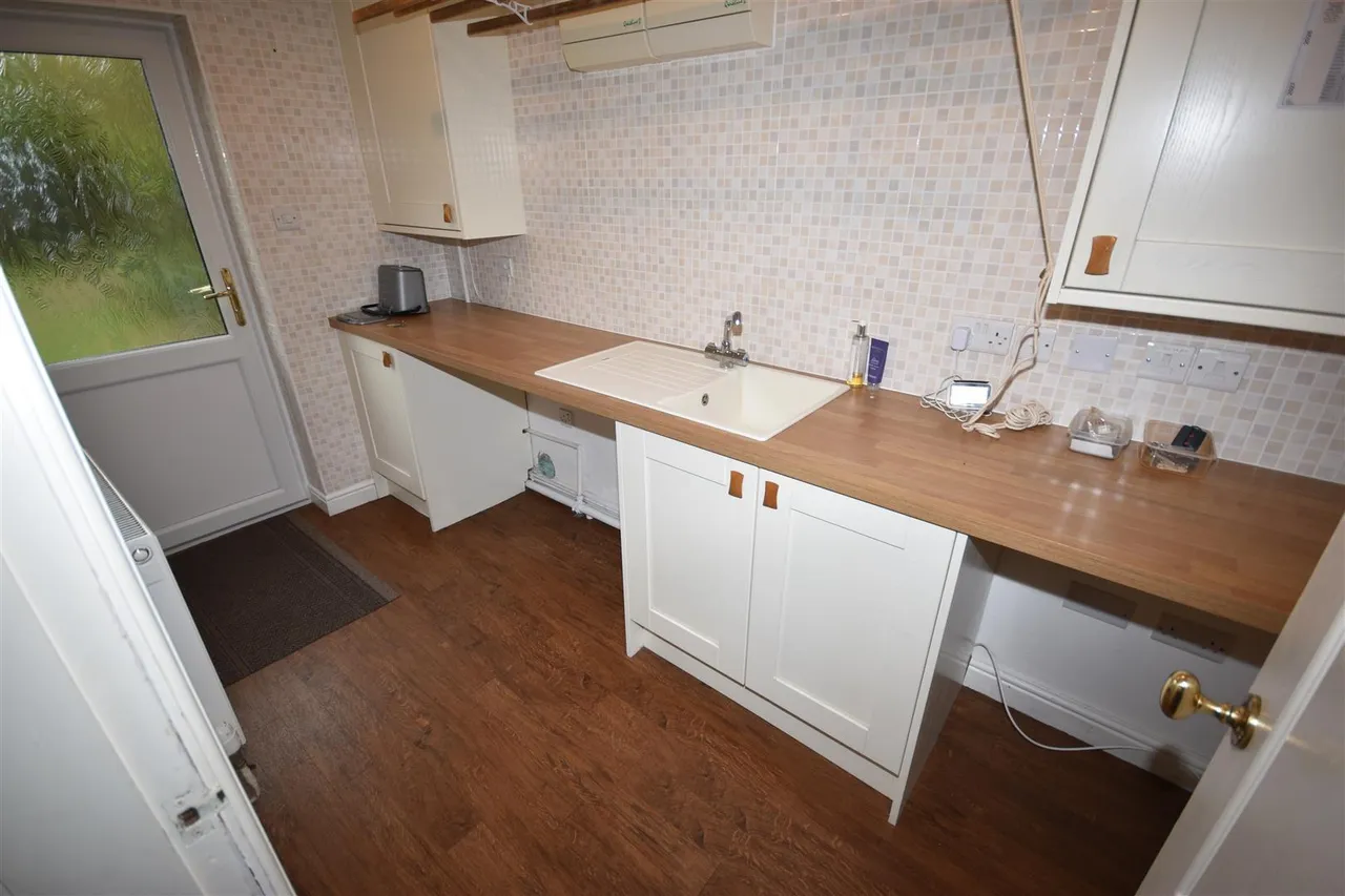 Cranwell Avenue, Cranwell, NG34, photo 9
