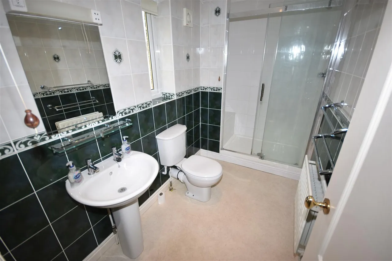 Cranwell Avenue, Cranwell, NG34, photo 14