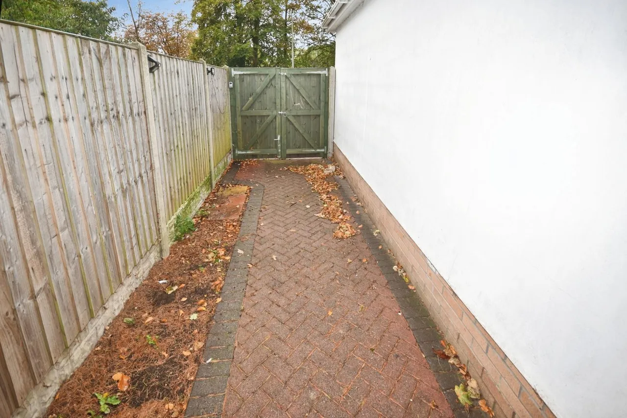 Cranwell Avenue, Cranwell, NG34, photo 26