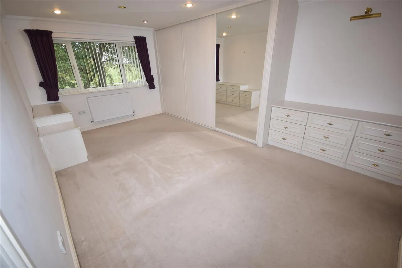 Cranwell Avenue, Cranwell, NG34, photo 13