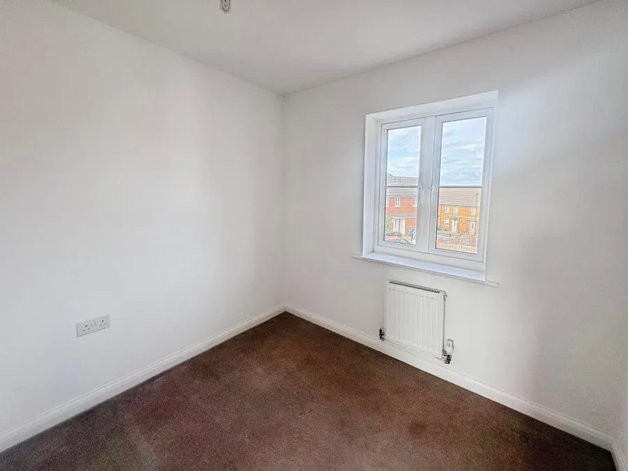 Cromwell Avenue, East Cowes, PO32, photo 8