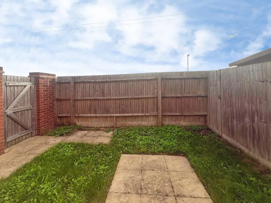 Cromwell Avenue, East Cowes, PO32, photo 9
