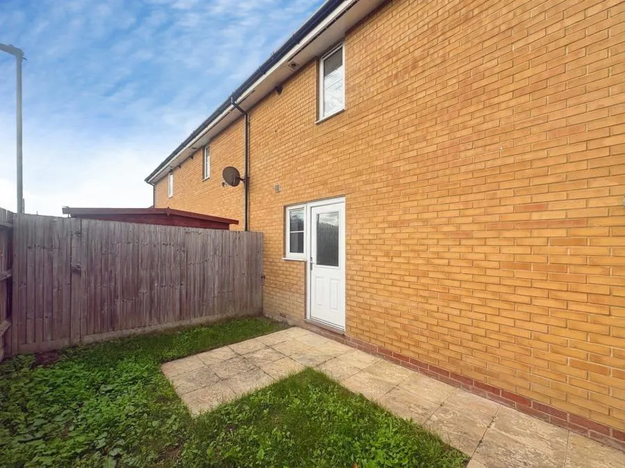 Cromwell Avenue, East Cowes, PO32, photo 3
