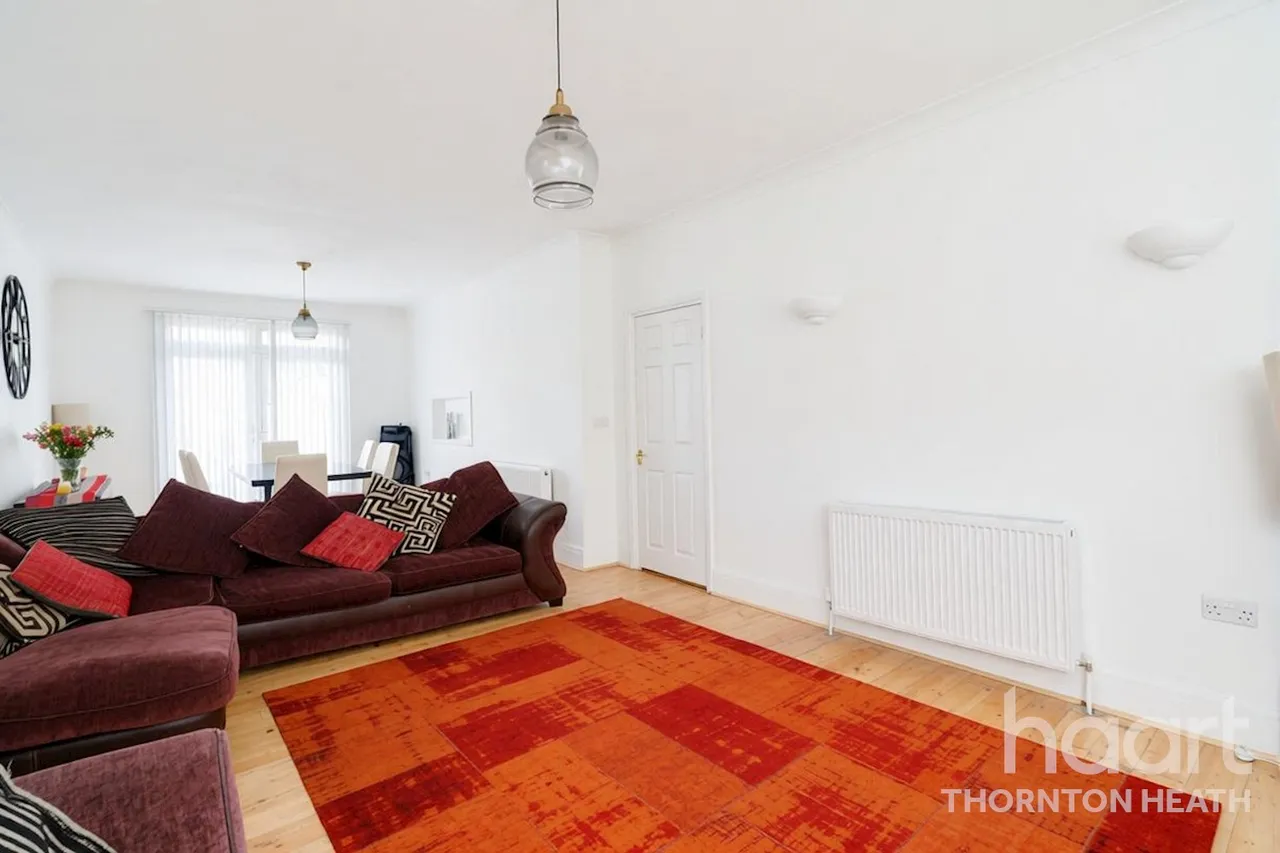Redford Avenue, Thornton Heath, CR7, photo 4
