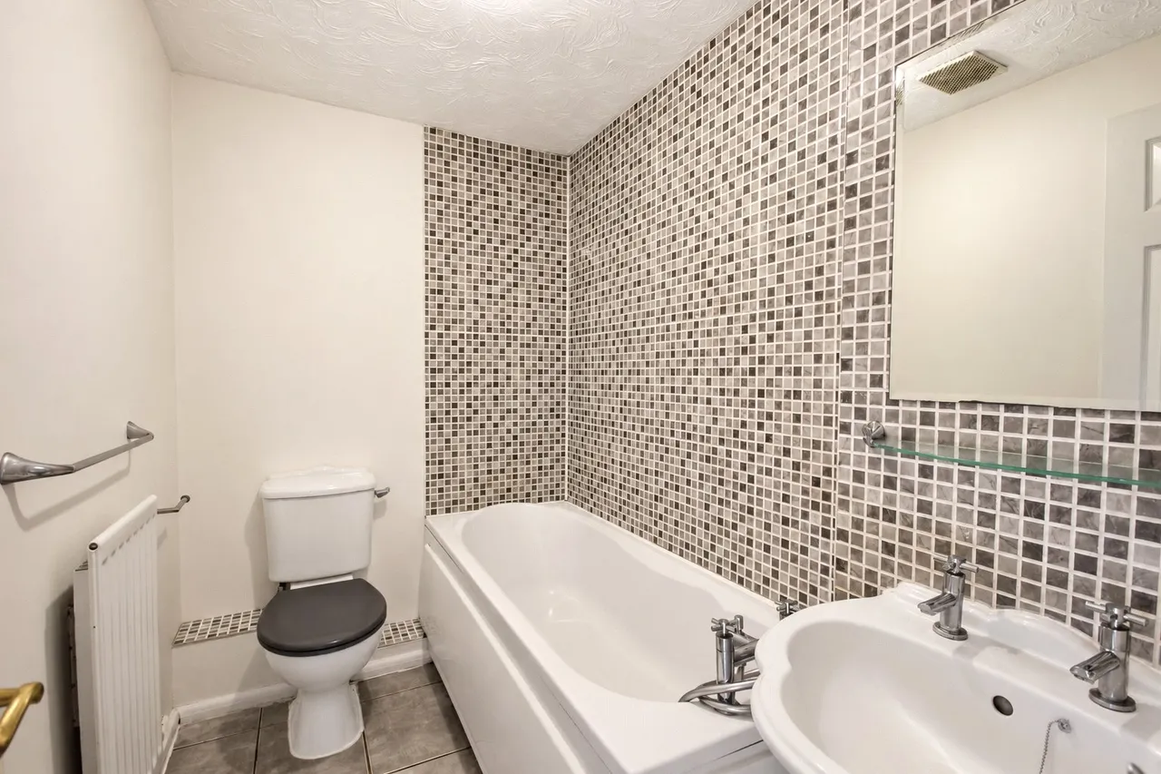 Great Denham, Bedford, photo 9