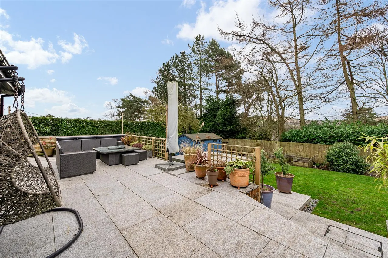 Lymewood Drive, Disley, SK12, photo 4