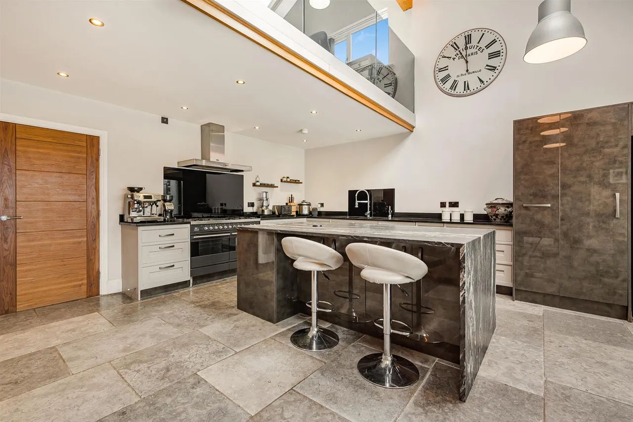 Lymewood Drive, Disley, SK12, photo 29