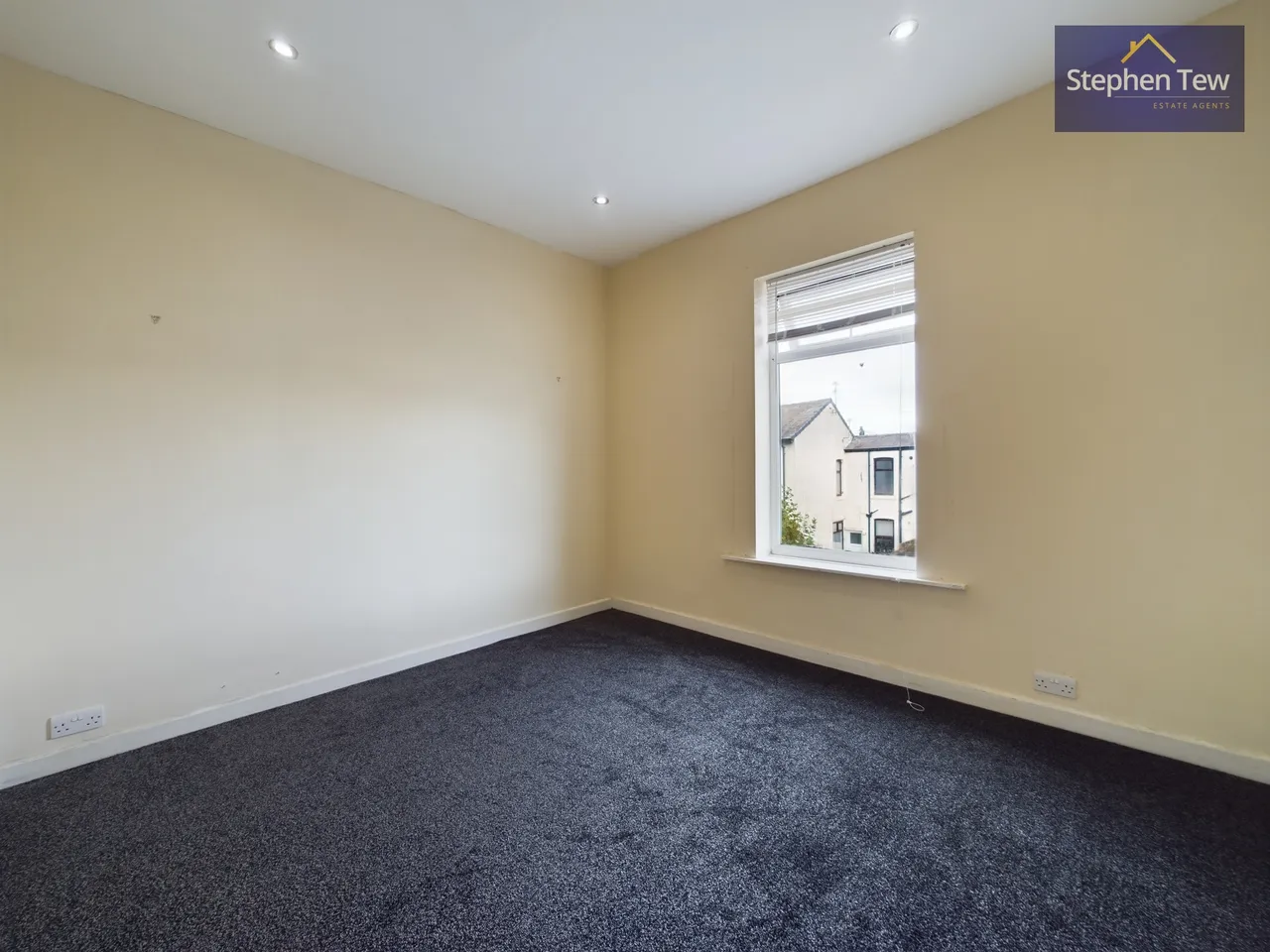 Buchanan Street, Blackpool, FY1, photo 7