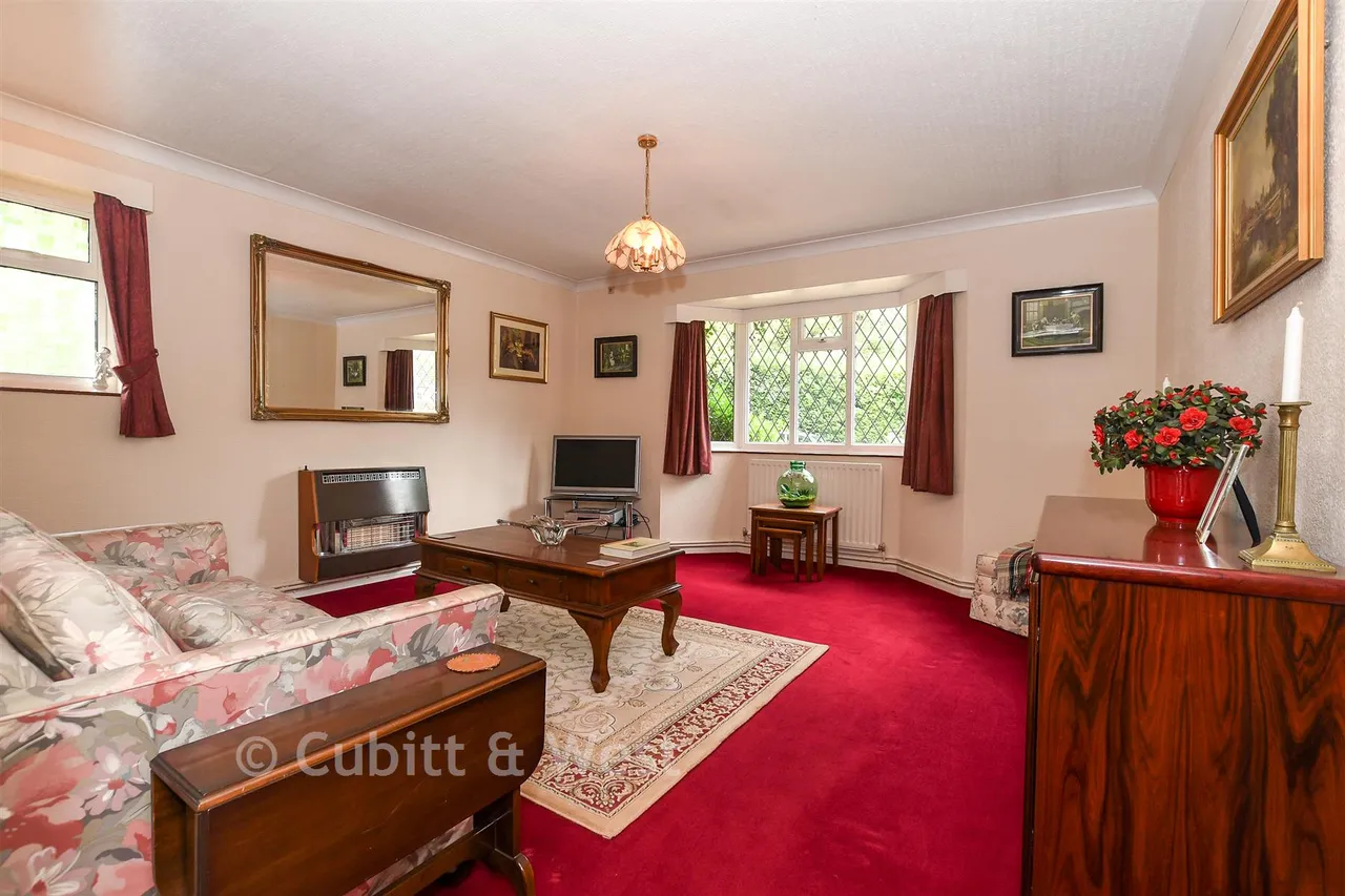 Woodhurst Park, Oxted, RH8, photo 4