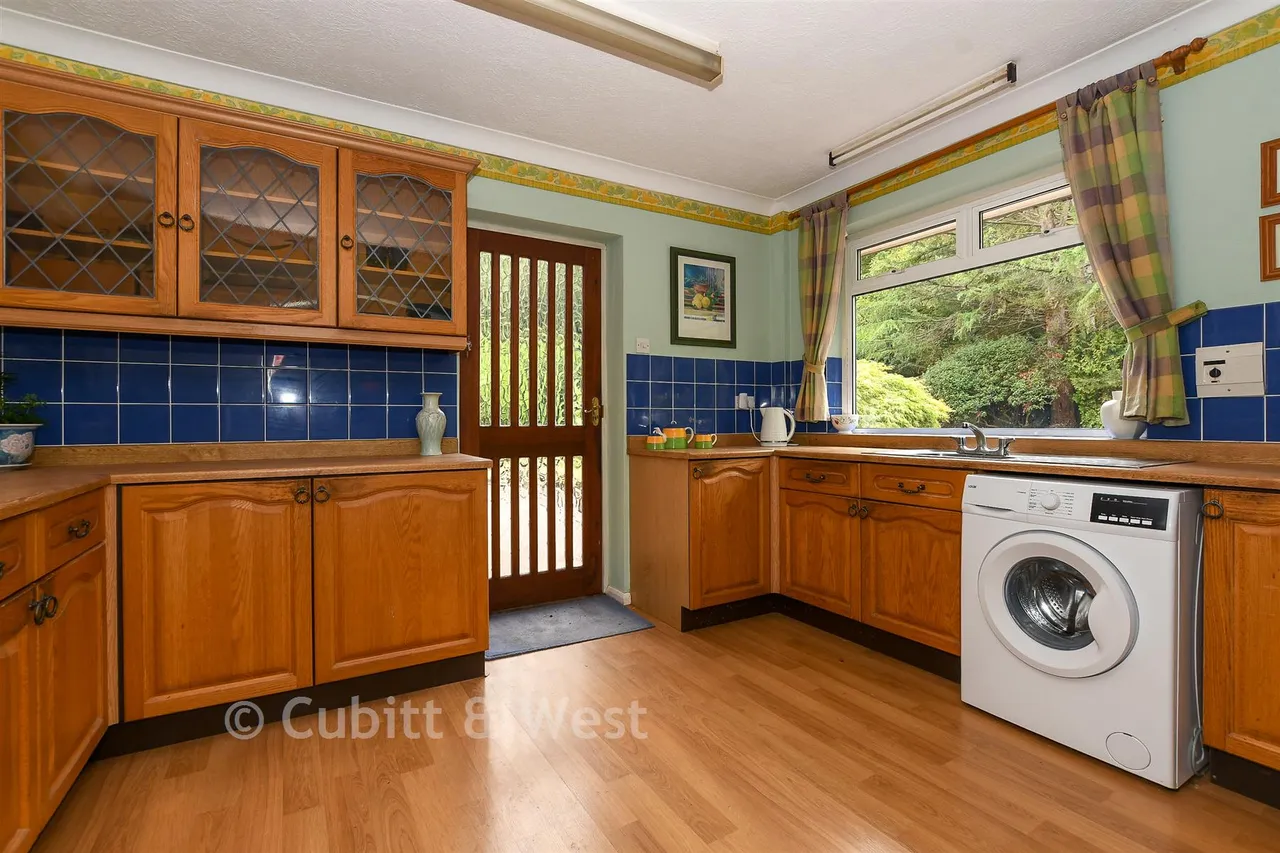 Woodhurst Park, Oxted, RH8, photo 12