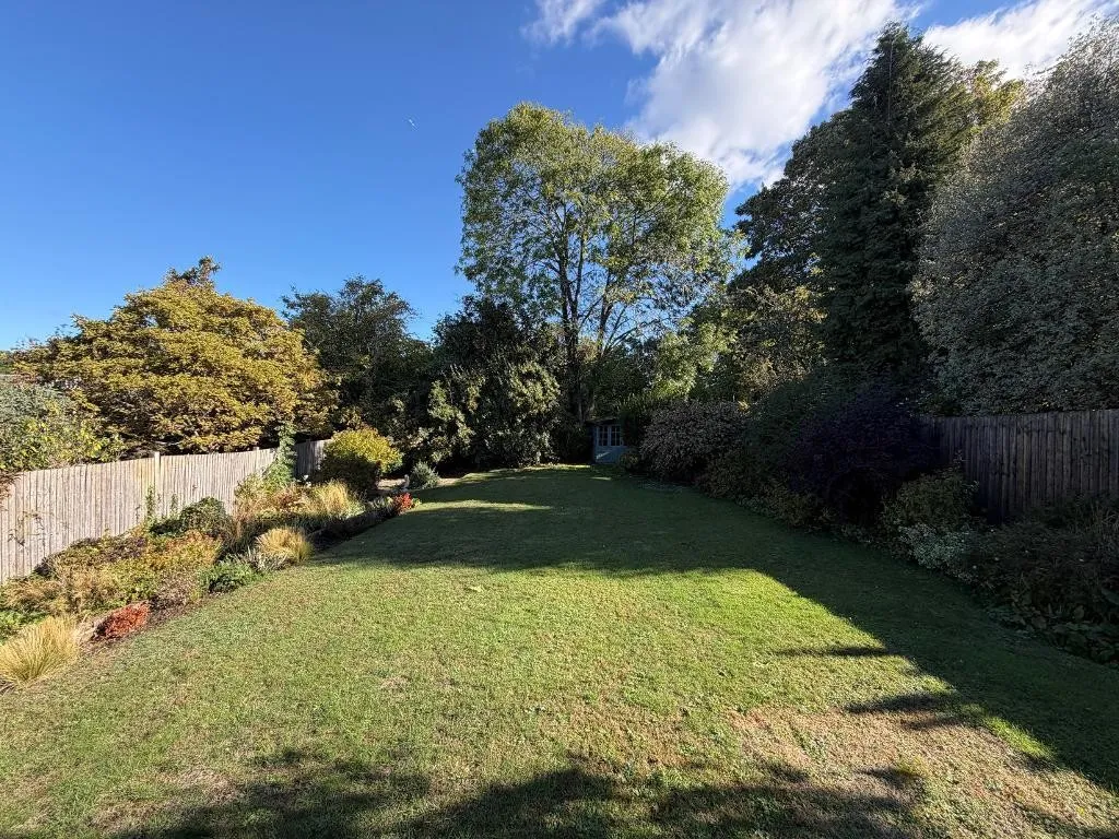 Ewhurst Avenue, Sanderstead, photo 23