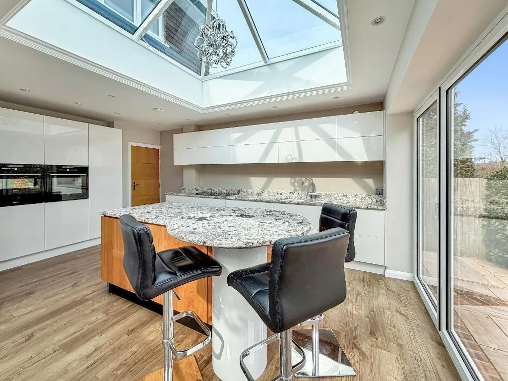 Ewhurst Avenue, Sanderstead, photo 12