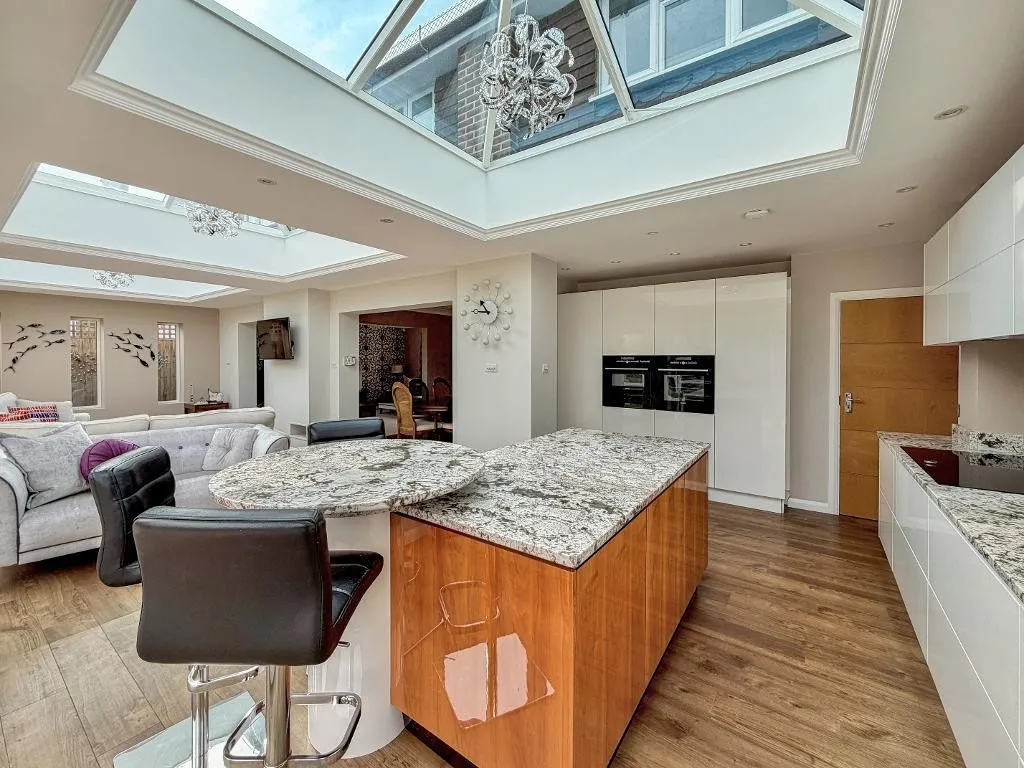 Ewhurst Avenue, Sanderstead, photo 13