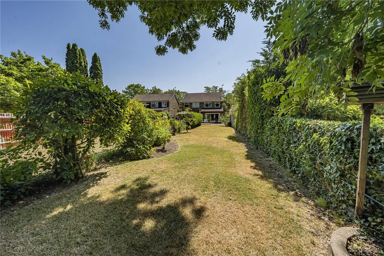 3 bed house for sale, Frays Avenue, West Drayton, UB7