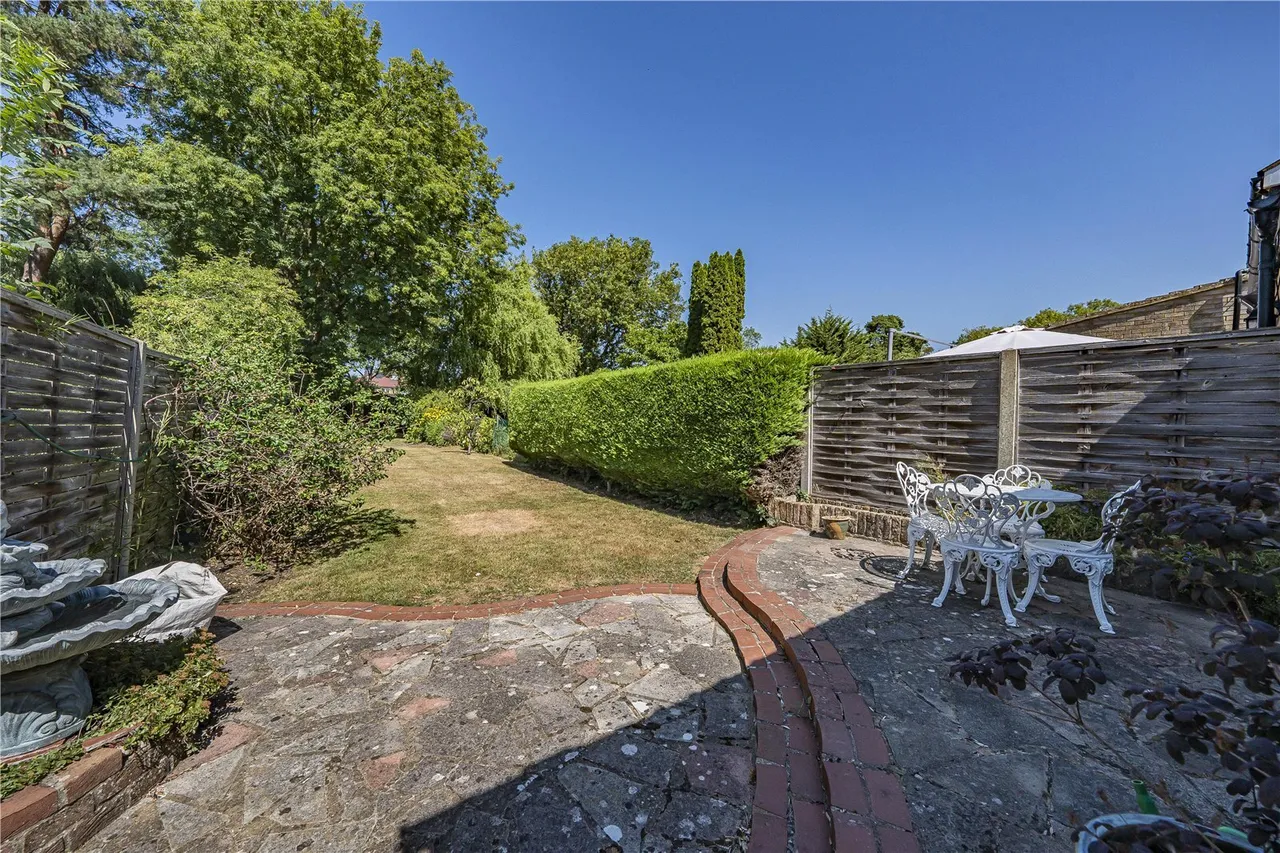 Frays Avenue, West Drayton, UB7, photo 8