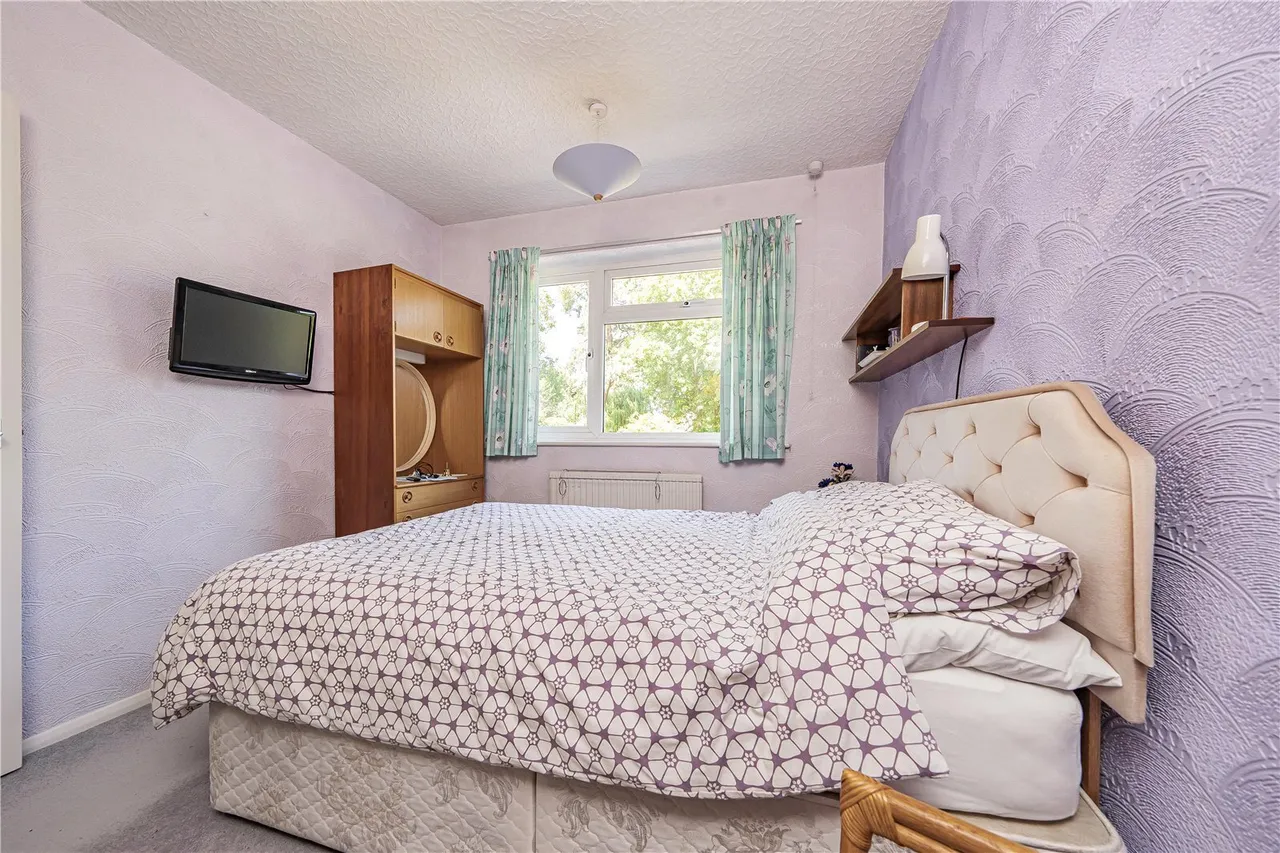 Frays Avenue, West Drayton, UB7, photo 13